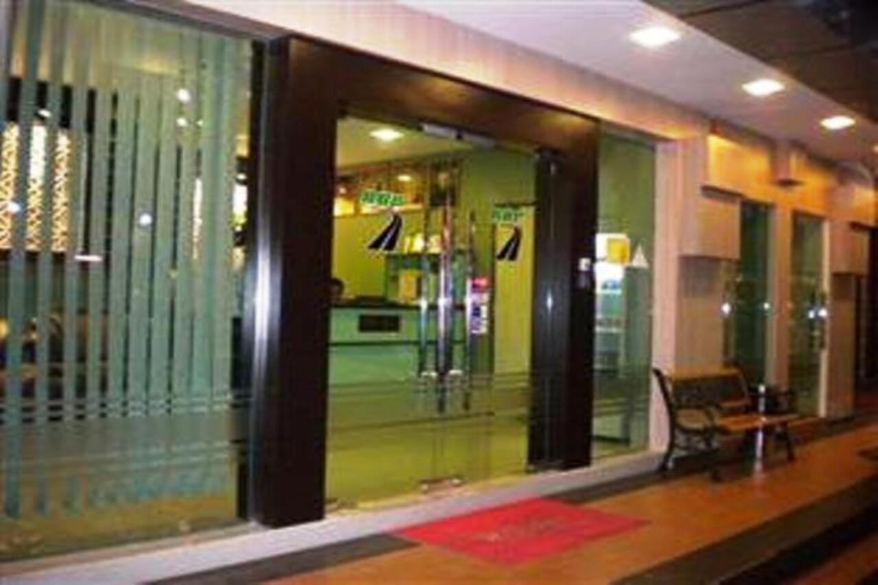 Bbp Hotel Кота Бару Екстериор снимка